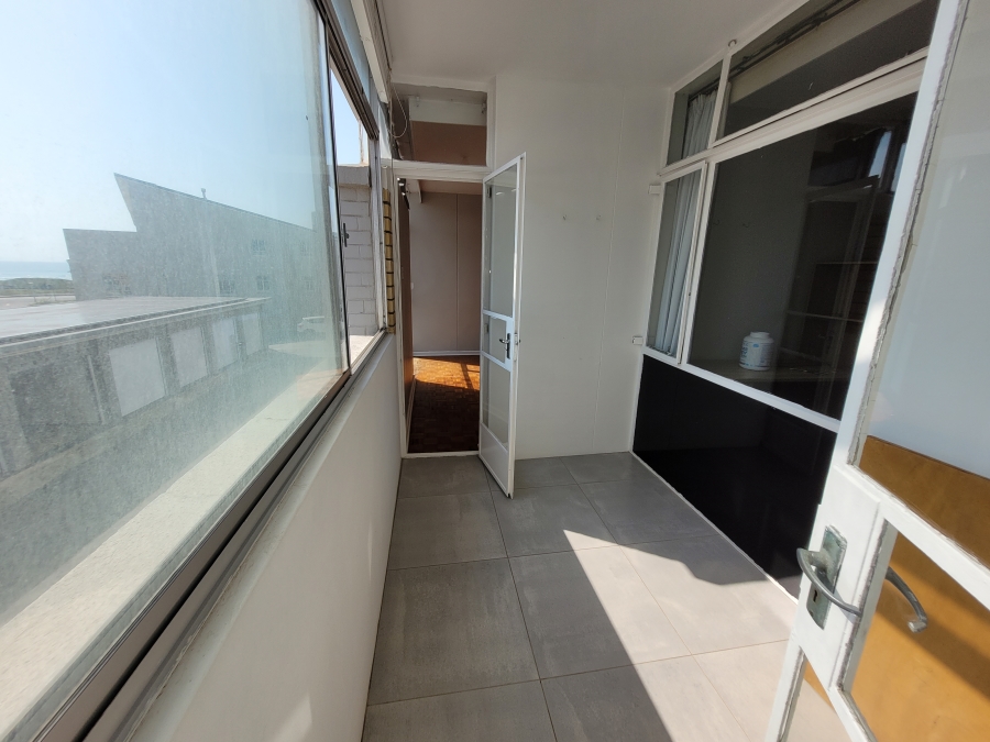 2 Bedroom Property for Sale in Summerstrand Eastern Cape